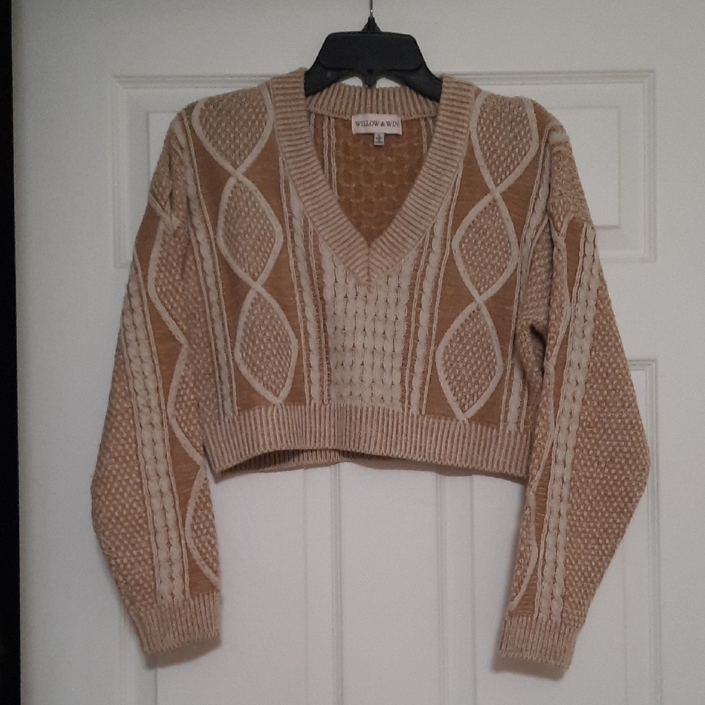 Willow & Wind Women's V-Neck Sweater - Tan and Cream